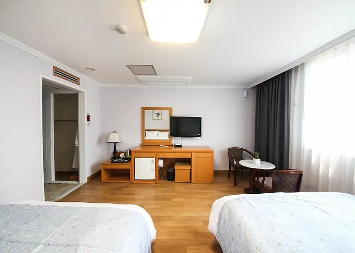 Gwangalli Utopia Tourist 4*